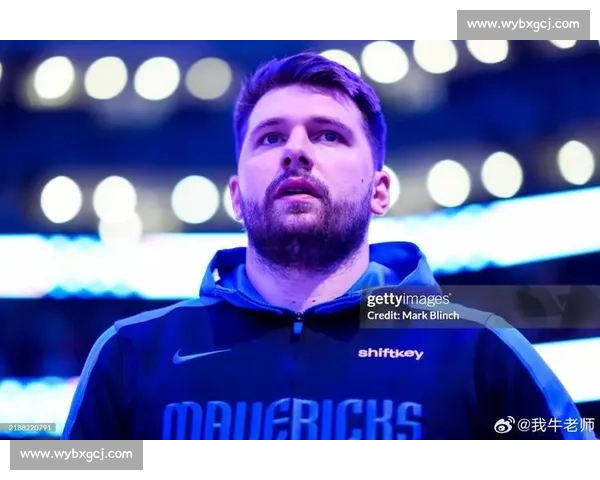 东契奇太狠!两战写就 NBA79 年新史 东契奇太狠!两战写就 NBA79 年新史